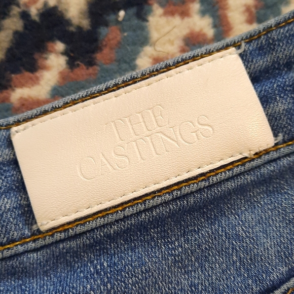 Aritzia "The Castings" high rise skinny jeans - Picture 3 of 10